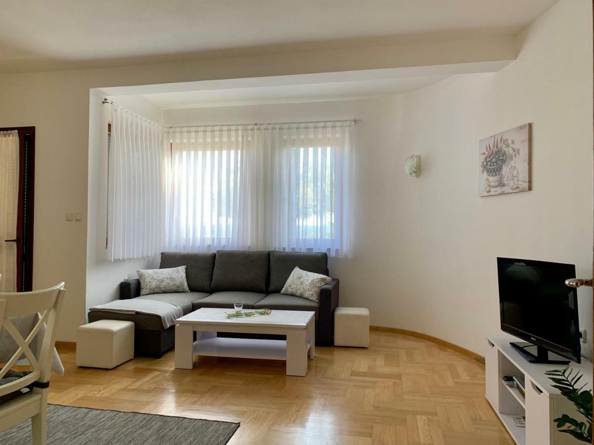 Apartments Culjak Rab Раб Екстер'єр фото