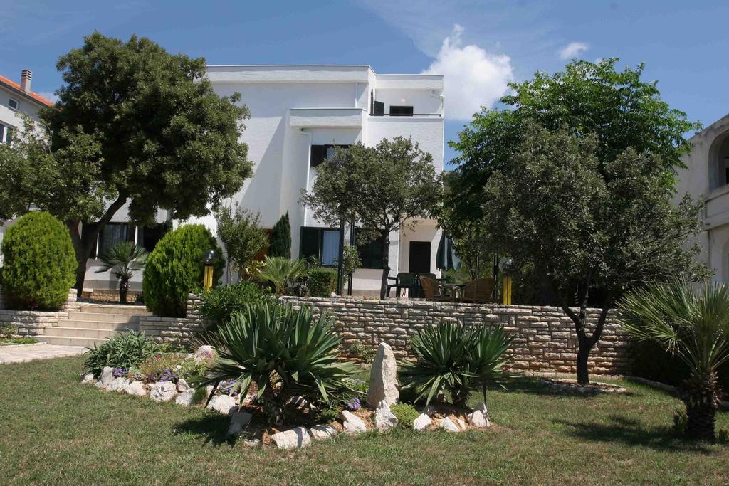 Apartments Culjak Rab Раб Екстер'єр фото